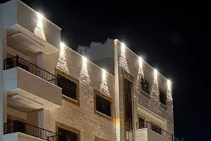 140 m2 3 Bedrooms Apartments for Sale in Zarqa Dahiet Al Madena Al Monawwara