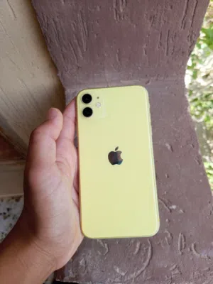 Apple iPhone 11 64 GB in Tripoli