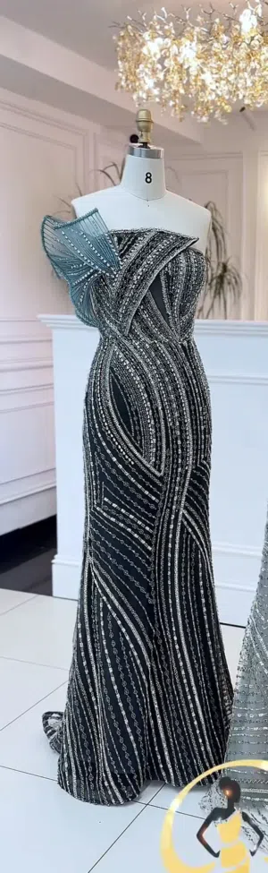 فستان شك خرز ثقيل تم شراءه من روبينا فلسطين بسعر 2500 راح ابيعه بسعر 1500 شيقل