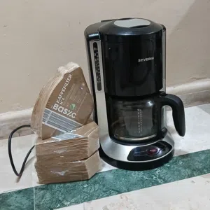 مكنة قهوة سويدية للبيع 20ريال