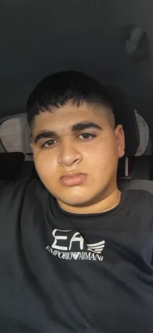 Ali 