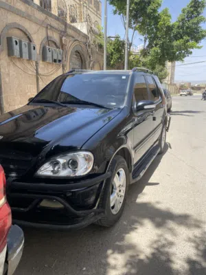 مرسيدس ml350 موديل 2005 نظيف جدا مكينة واسبيت ما افتكت مختم وكالة بودي وكالة ولا صدمة نظيف جدا