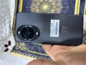 هواوي نوفا 14 برو مو عادي استخدام قليل كلش نضيف