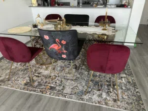 طاولة طعام مع 6 كراسي