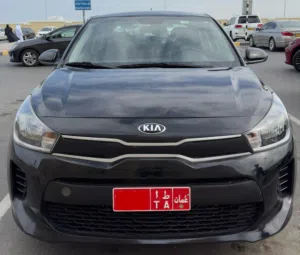 Sedan Kia in Muscat