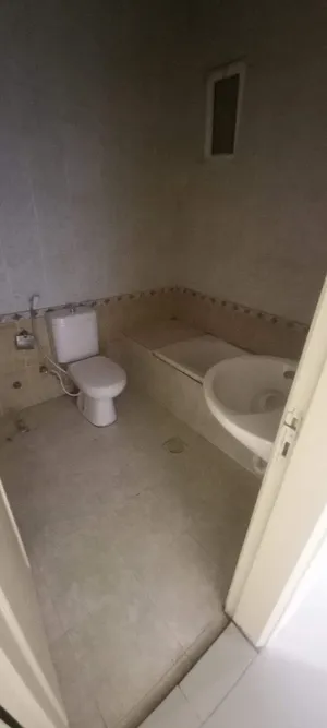 2 Bedrooms . Unfurnished . Yearly2