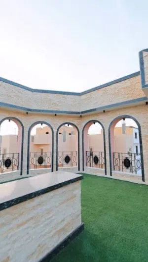 400 m2 5 Bedrooms Villa for Rent in Tripoli Al-Serraj