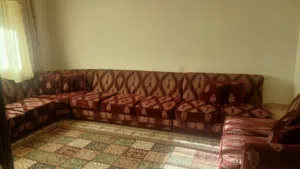 طقم كنب مع سجاده