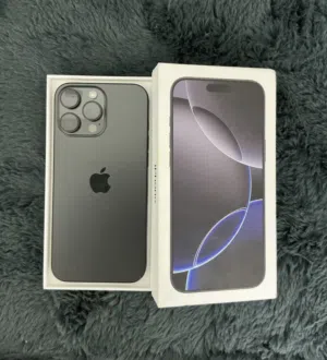 Apple iPhone 16 Pro Max 256 GB in Al Dakhiliya