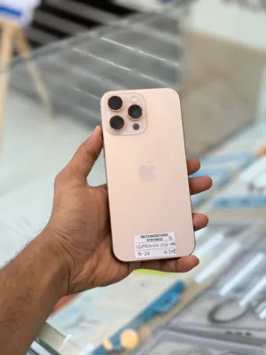iPhone 16 Pro Max 256 GB with 100% BH - Apple warranty - Good working
