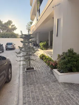 270 m2 4 Bedrooms Apartments for Sale in Tripoli Bin Ashour