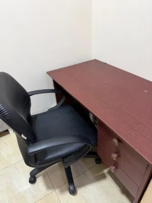 Study and work Table desk with chair