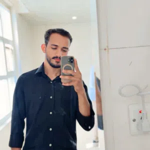 طارق 