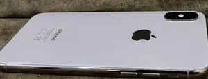 Apple iPhone XS 64 GB in Abu Dhabi