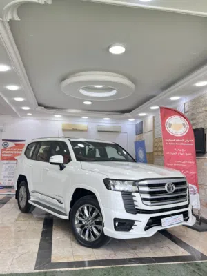 New Toyota Land Cruiser in Muscat