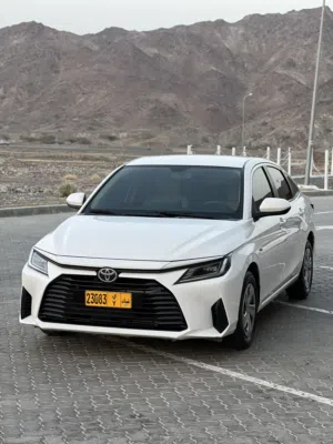 تويوتا يارس موديل 2023 نظافة ممتازة خليجي