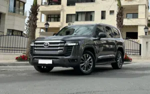 toyota  land cruiser  GXR  4000 CC 2022 36000 KM وارد الخليج   فحص كامل