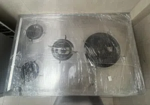 طباخ غاز حاله شبه جديد العمر 8 شهور