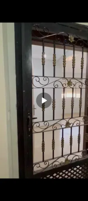 شقة للبيع  سنتيم قابل للتفاوض -باب اناسي الازهر