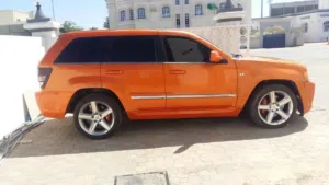 للبيع سيارة جيب جراند شروكيSRT موديل 2008 قطع غيار