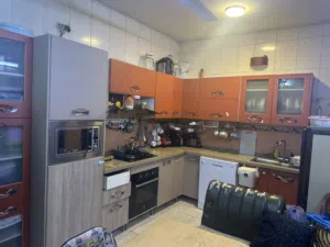 مطبخ تركي درجه اولى مع مرشحه وطباخ