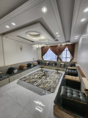 210 m2 4 Bedrooms Apartments for Rent in Sana'a Bayt Baws