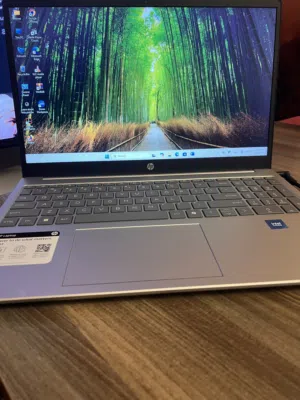 HP Laptop 15 inches -جديد
