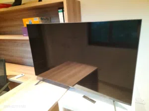 Samsung LED , In a good condition, wireless wifi option , and other features as well