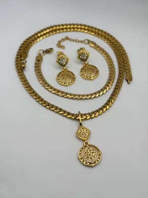 سنسلة عنق معا براسلي بالاحجار هماوي