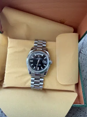 Unwanted gift in excellent condition