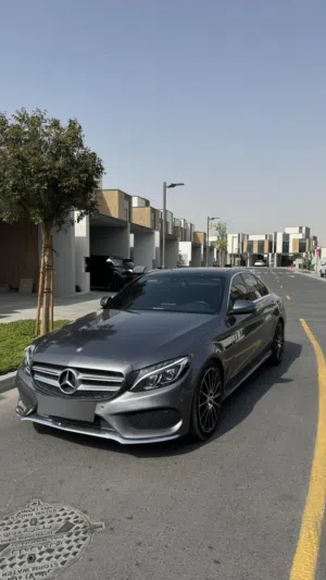 Mercedes C200 - 2017 perfect condition