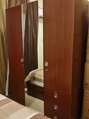 wardrobes in excellent condition