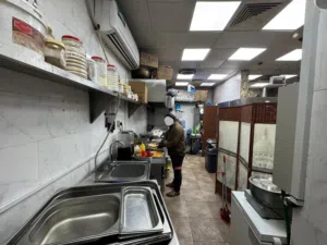 مطعم للبيع في عجمان النعيمية 2 شارع الملك فيصل