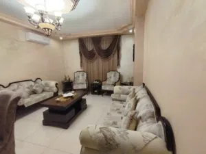 اثاث غرفة جلوس كنب