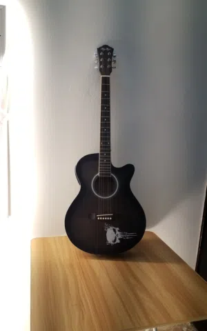 Brand New Acoustic-Electric Guitar Full Kit – Perfect Condition جيتار أكوستيك كهربائي (Acoustic-Elec