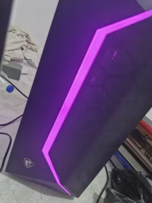 Gaming PC with MSI GPU. 1TB SSD LG Display