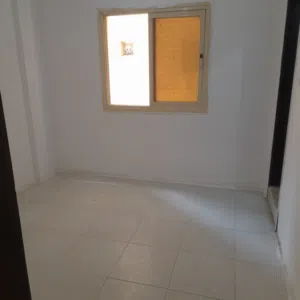 شقة عائلات في المهبولة للإيجار flat for rent