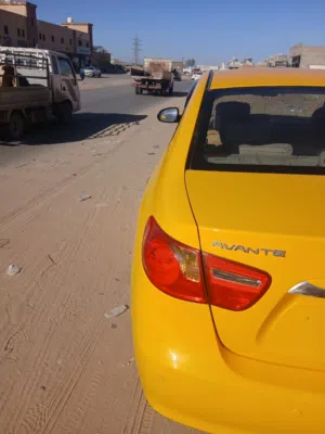 Used Hyundai Avante in Tripoli