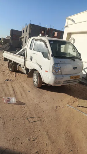 كيا بونقو بحاله جيده جدا ماشيه في العداد 130 الف محرك 27