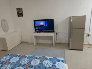 الخوير استوديو راقى مفروش للايجار ارضى مدخل منفصل مع حوش فرش جديد Furnished studio in Alkhawir