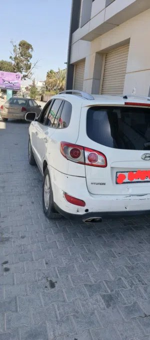 هيونداي سنتافي للبيع