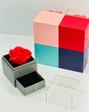 علبة الوردة المميزة مع جرار للسنسال