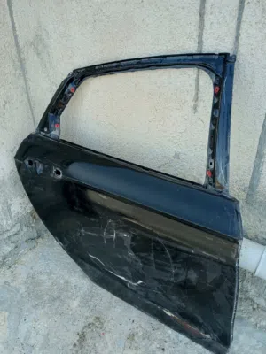 ابواب فورد فيوجن للبيع
