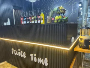 محل قهوه للبيع الوصف مهم السعر قابل للجادين ان شاء الله