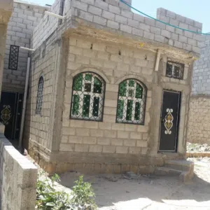 بيت مسلح قواعد حجر هردي عمل رقم واحد 13 قاعده 13 عمواد مساحه لبنتين الا ثمن مدخل 4 مترنافذ شارع 14