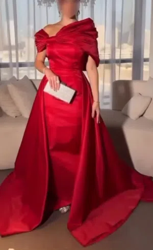 فستان احمر يلبس ميديوم  طويل