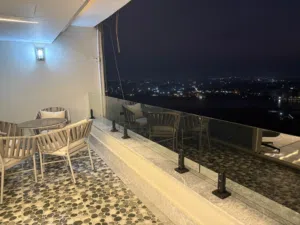 شقة فندقية عالنيل مباشر بكورنيش المعادى