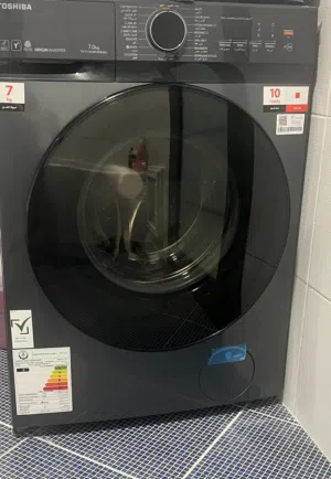 TOSHIBA  FRONT LOADING WASHING MACHINE