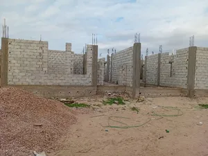 4 Bedrooms . 2 Bathrooms . 220 m21