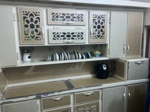 سلام عليكم هذا كاونتر 3 قطع وياه سنك يصير مرمر يخبل ونضيف كُلششش